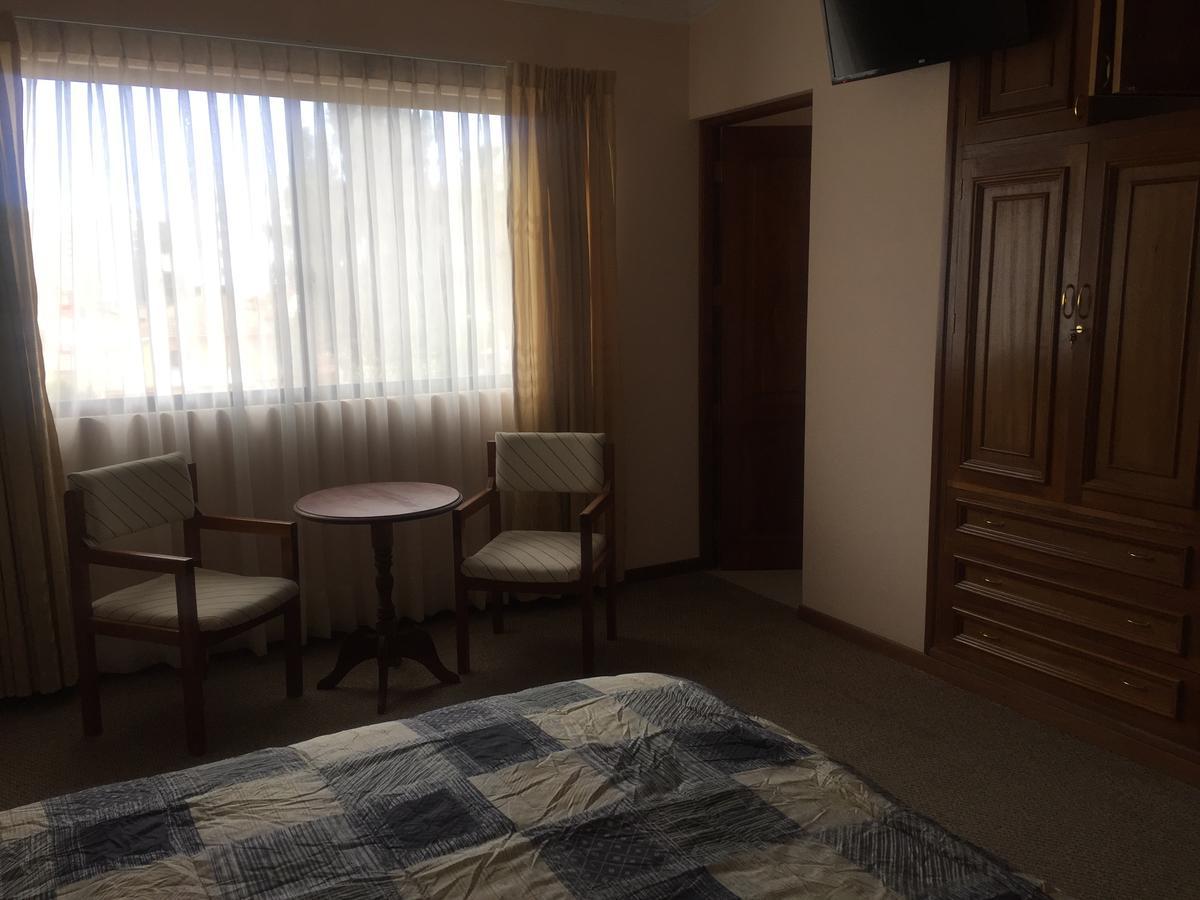 Hotel Oblitas Кочабамба Экстерьер фото